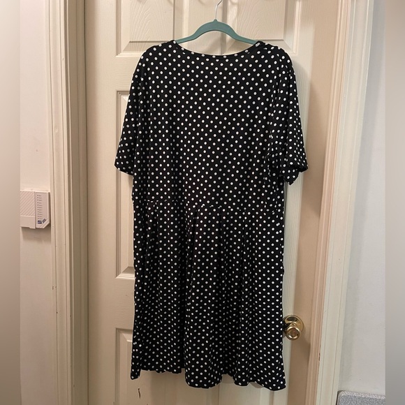 EUC AUSELILY Plus Size 22 Swing Dress Pockets Knee Length black white polka dots - Picture 6 of 9